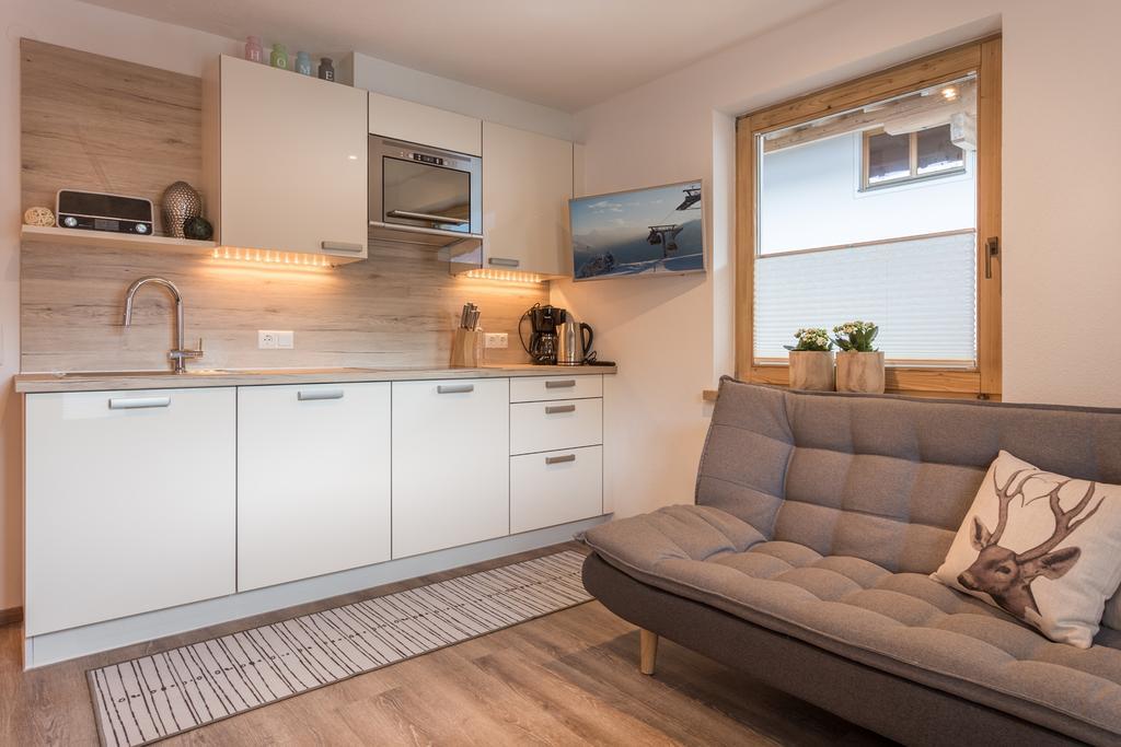 Alpen Appartement Beletage مايرهوفن المظهر الخارجي الصورة
